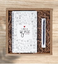 Hemşire Ahşap Defter, Kalem Hediye Seti (Beyaz)