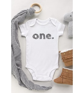 1 Yaş One Black Kısa Kol Çıtçıtlı Bebek Body