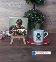 Erkek Kuaförü Fotoğraflı Dekoratif Taş, Ahşap Altlıklı Türk Kahvesi Fincanı Hediye (Model 8)
