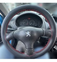 DİKİŞLİ DİREKSİYON KILIFI İTHAL DAMARLI SİYAH DERİ KIRMIZI DİKİŞLİ PEUGEOT İÇİN