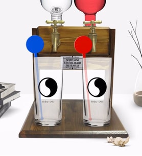 BK Gift Kişiye Özel Renkli Baskılı İsimli İkili Vodka Bardağı ve Çift Musluklu Doğal Ahşap Vodka Standı-125 (Model 1)
