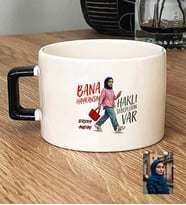 Kişiye Özel Karikatürlü Bana Hayransın Lüks Fincan Doğum Günü Hediyesi