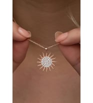925 Ayar Gümüş Rose Kaplama Zirkon Taşlı Güneş Model Kolye