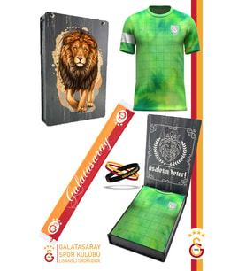Galatasaray Orijinal Lisanslı Muslera Match Day T-Shirt + Bileklik + Atkı Set Hediyelik Ahşap Kutulu (Yeşil)