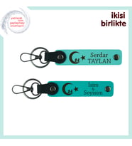 Romantik Hediyeler Arasında En Özeli – Çocuk Ve Ayyıldız Kişiye Özel Anahtarlık, Turkuaz-Turkuaz