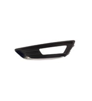 FORD FOCUS ÖN TAMPON PANJURU DELİKLİ KROM KUŞAKLI SAĞ 13- FOR07FO193