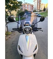 MOTOCAM Rks Letbe LB 125 Ön Cam 2023-2026 Model 44cm Füme Renkli 4mm APARATSIZ