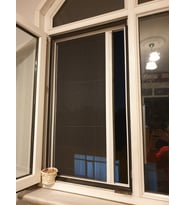 Pencere Sinekliği, Sürgülü akordeon Pileli Sineklik