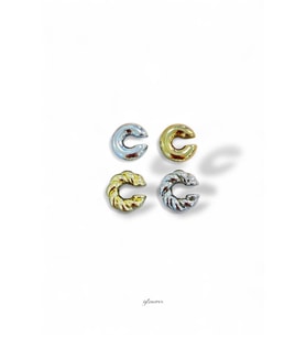 PackWoman 1 Earcuff
