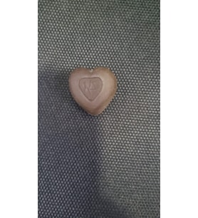 Yapay Kalp Çikolata 1 adet plastik(boyutu : başparmağı ucu kadar)