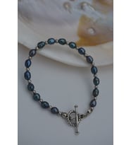 STONEAGE JEWELLERY Siyah Arpa İnciden Bileklik (Altın / Dore)