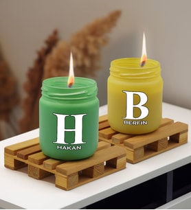 BK Gift Kişiye Özel DTF İsimli 2’li Yeşil ve Sarı Renkli Cam Kavanozda Kokulu Mum-2, Arkadaşa Hediye, Sevgiliye Hediye