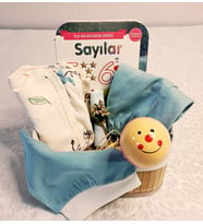 Yenidoğan Hediye - İlk Kavramlar & Gelişim Lüks Seti (Dikdörtgen Hasır Sepet & İki Dilli Kitap & Ahşap Çıngırak)  Grupsal Ofis (Mavi-Mavı)