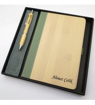 Signator® Codex  N217 Kişiye Özel Defterli Set - İsme Özel Bambu Kalem + İsme Özel Bambu Defter  İsme Özel Kutusunda Hediyelik Set (Karışık)