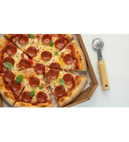 italyan tasarım Bambu Saplı Metal Pizza Dilimleyici