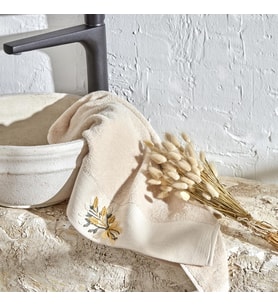 Lexroo Comfort Touch Nakışlı%100 Pamuk Havlu Bej 30x50 Cm