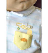 Teyzesinin Gülü Yazılı Güneş Bulut Modeli Erkek Bebek İğnesi