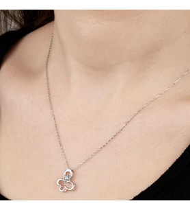 Swarovski Taşlı Gümüş Kelebek Bayan Kolye
