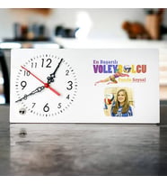 Voleybolcuya Hediye Şık Masa Saati