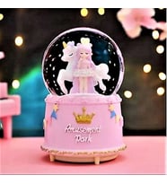 Unicorn Ve Sevimli Kız Işıklı Müzikli Püskürtmeli Büyük Boy Kar Küresi