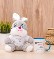 Kişiye Özel İncinmişsin Dedi Tasarım Esprili Peluş Tavşan ve Mavi Kupa