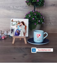 Anneler Günü Hediyesi Fotoğraflı Dekoratif Taş, Ahşap Altlıklı Türk Kahvesi Fincanı Hediye (Model 4)