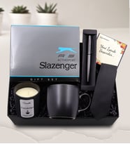 Kişiye Özel Gri Metalik Roller Kalem & Slazenger Activesport Deodorant ve Parfüm Seti & Siyah Mat Kupa & Vanilya Kokulu Bardak Mum & Siyah Kravat Hediye Seti