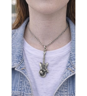 Skull Guitar – Kuru Kafa Detaylı Gümüş Renk Unisex Uzun Kolye