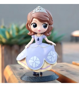 Prenses Sofia Anime Karakter Figür Oyuncak Dekoratif Koleksiyonluk Biblo Bebek 15 cm Genç Odası Süsü
