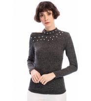 8490936 Yumoş Tek Omuzu Açık İncili Bluz SIYAH (Siyah)