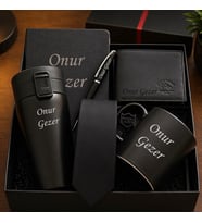 İsme Özel Premium Erkek  Hediye Seti - Çelik Termos,  Hakiki Deri Cüzdan,  Kupa Bardak, Defter, Kalem, Kravat