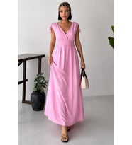 Neşeli butik kadın pembe bel lastikli kruvaze yaka omuz bağlama detaylı tam boy elbise NBG133