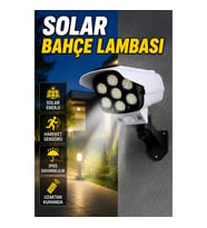 Güneş Enerjili Kamera Görünümlü Bahçe Lambası – Hareket Sensörlü ve Uzaktan Kumandalı