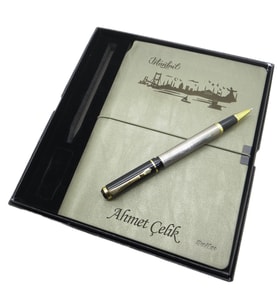 Scrikss İsme Özel Verona Defter(İstanbul Silüeti) + İsme Özel İstanbul Kalem + Kişiye Özel Kutulu Set (Karışık)