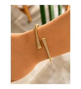 PREMİUM SERİ, GOLD RENK, ZİRKON TAŞLI KELEPÇE ACR9829
