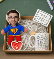 BK Gift Kişiye Özel Erkek Süper Öğretmen Bebek Yastık & Kupa Bardak & Mum & Notluk -1, Öğretmenler Günü, Öğretmene Hediye