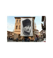 Siyah Beyaz Kalpaklı Atatürk Portresi Poster Bayrak Premium Raşel Kumaş ATA30