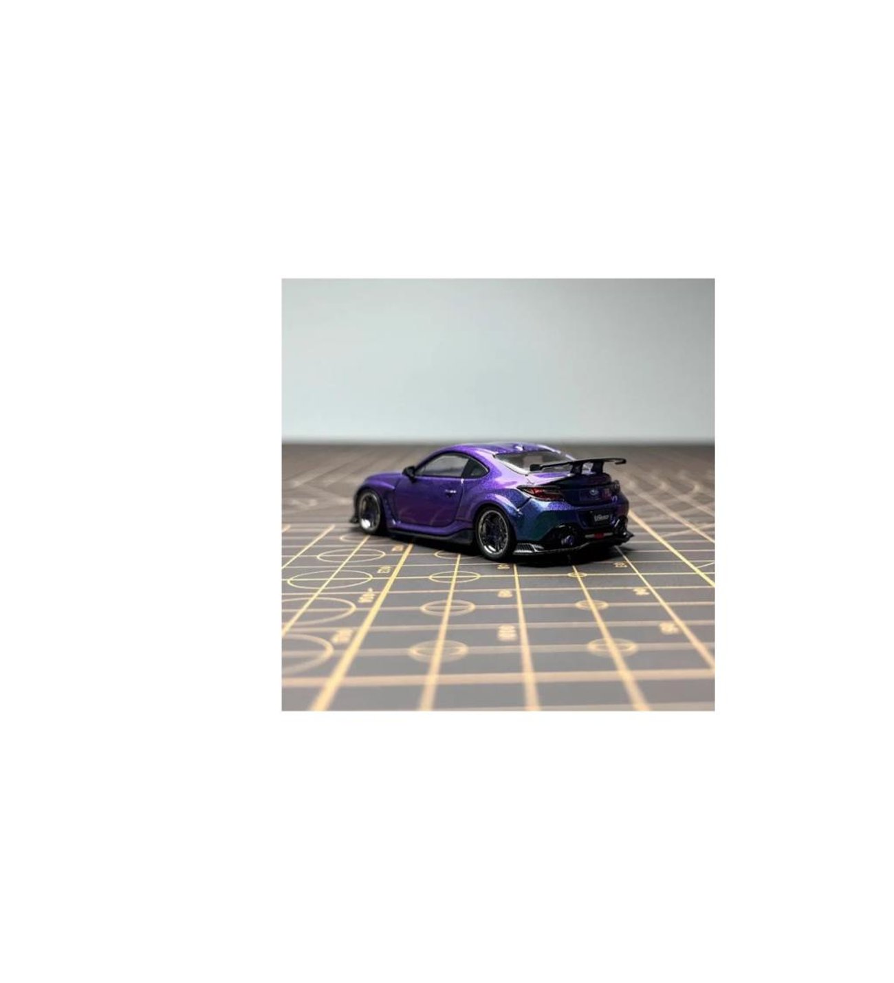 CM Model Subaru BRZ Varis ARISING-1 Chameleon 1/64 Model Araba
