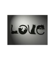 "LOVE" Yazılı Kedi Figürlü Dekoratif Duvar Süsü