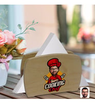BK Gift Kişiye Özel Erkek Chef Karikatürlü Lüks Ahşap Peçetelik-11