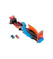 DİSNEY CARS Cars Karanlıkta Parlayan Yarışçılar Pist Seti HPD80