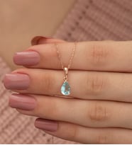 925 Ayar Damla Aquamarin Taşlı Kadın Gümüş Kolye