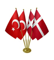 Masa Üstü Danimarka Bayrağı Türk Bayrağı Dörtlü Pirinç Direk Masa Bayrak Seti