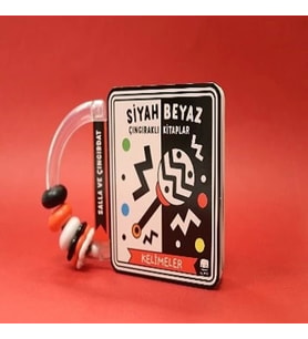 Siyah Beyaz Çıngıraklı Kitaplar - Kelimeler (Ciltli)