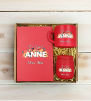 BK Gift Kişiye Özel İsimli DTF Anne Temalı Kırmızı Defter & Kahve Fincanı & Mum Hediye Seti-2, Anneye Hediye, Anneler Günü Hediyesi