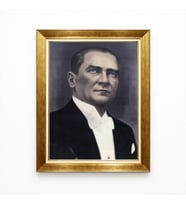 Tablore Atatürk Klasik Portre Sanat Kanvas Tablo - Lüks Altın Çerçeveli Duvar Dekoru