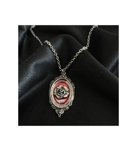 Kırmızı Relief Flower Çiçek Gotik Kolye (Gümüş)