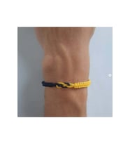 Sarı Lacivert Taraftar Makrome Bileklik – Ayarlanabilir Unisex Model