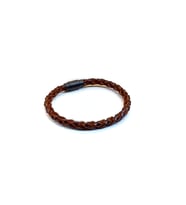 Shadow Weave – Kahverengi İnce Örgü Hakiki Deri Erkek Bileklik