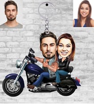 Kişiye Özel Motorcu Sevgili Karikatürlü Ahşap Anahtarlık Model 3-Eco